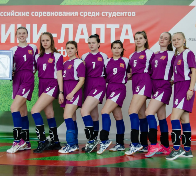 Лаптистки из Оренбуржья стали вторыми на Всероссийских соревнованиях по мини-лапте