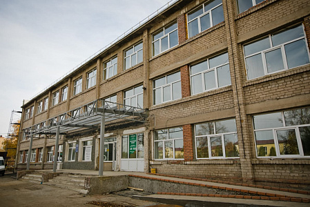 В Новотроицке ремонтируют  поликлинику больницы скорой медицинской помощи 