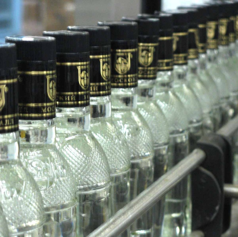 В Орске изъято 1700 литров казахстанской водки
