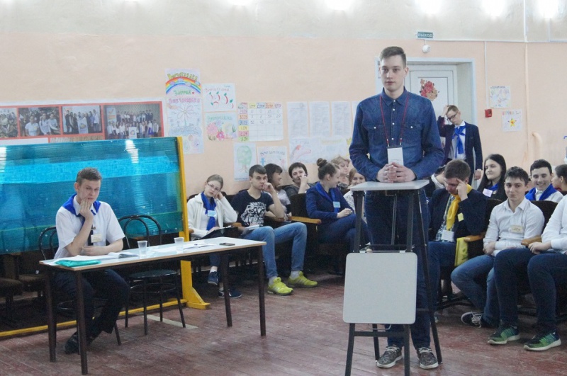 В Оренбурге школьники судили интернет