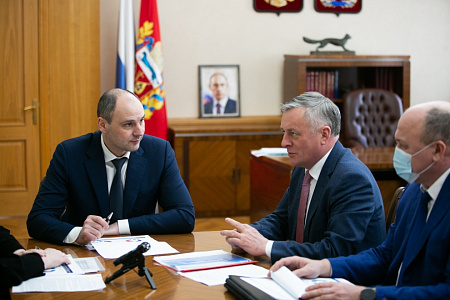 Губернатор Оренбуржья провел встречу с генеральным директором ООО «Газпром межрегионгаз»