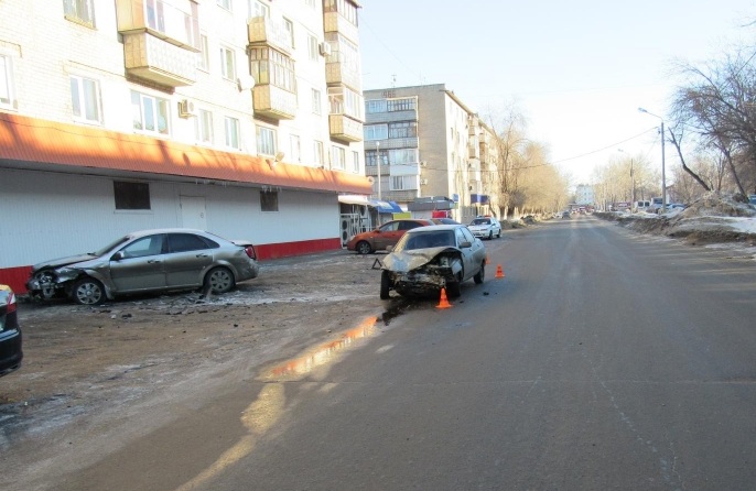 В Оренбурге в ДТП на ул. Одесской пострадал 18-летний водитель без прав