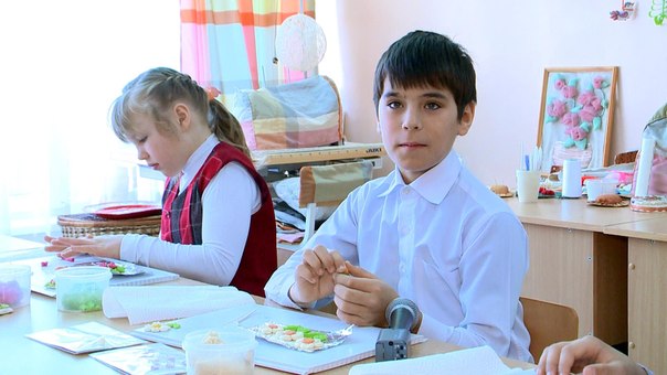 В «Гармонии» дети готовятся к Международному женскому дню