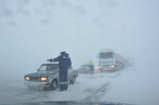 На трассе Оренбург - Орск ограничено движение