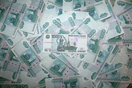 Глава Ташлинского района и начальник ЖКХ похитили 400 000 рублей