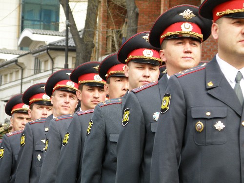 Полиции стоит доверять – считают оренбуржцы