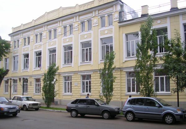 Оренбургский областной медицинский колледж - одно из старейших образовательных учреждений России – отмечает в октябре 170-летие