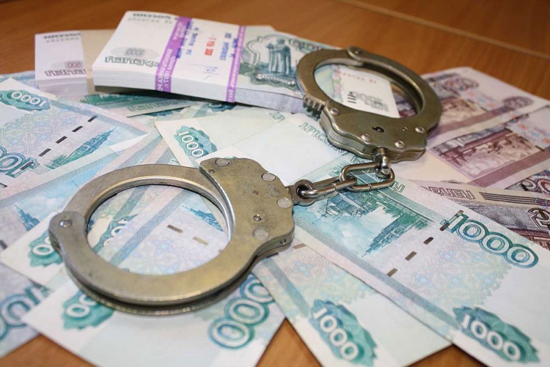 В Оренбуржье полицейский попался на взятке от мигранта