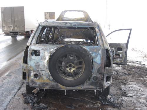 В Бузулукском районе сгорел автомобиль «Черри Тига»
