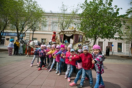 В Оренбурге открылся фестиваль «Гостиный двор»