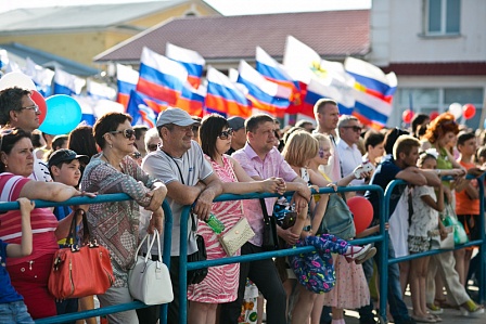 Оренбуржцы отметили День России