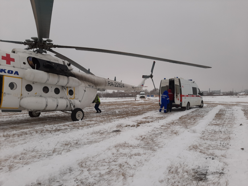 Вертолет санавиации транспортировал новорожденного малыша из Оренбурга в Челябинский центр сердечно-сосудистой хирургии