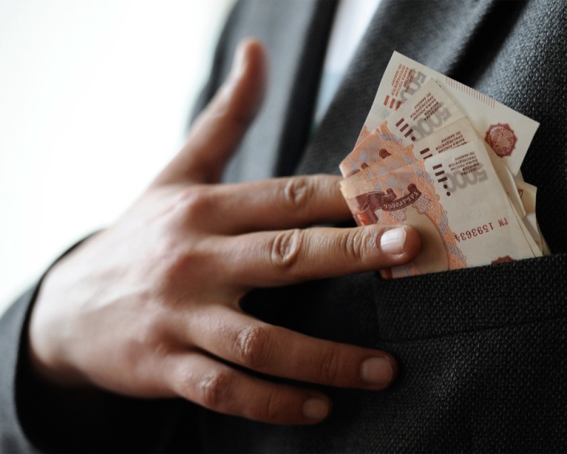 Чиновник в Оренбуржье попалась на хищении народных денег
